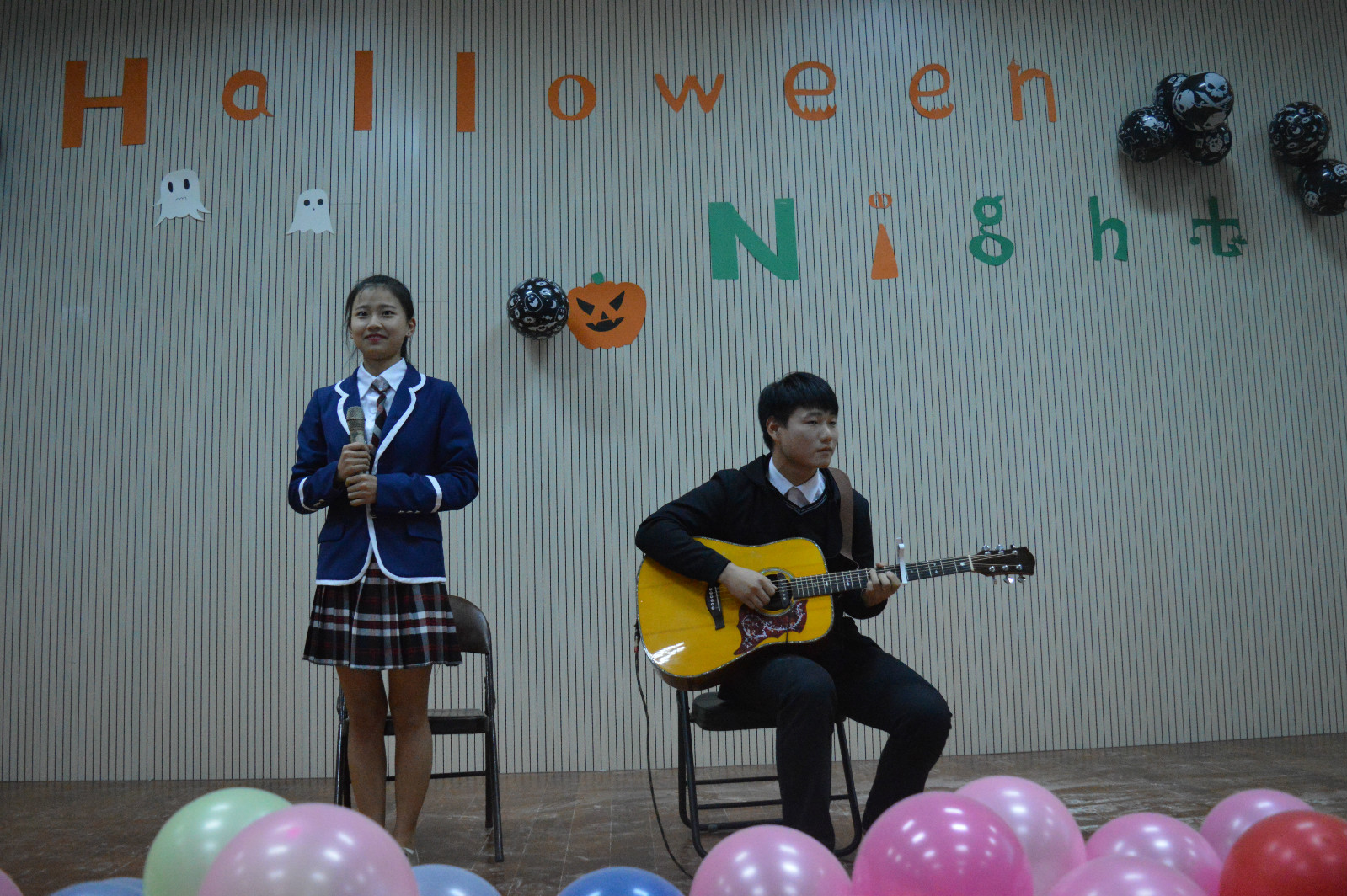 77779193永利万圣节“欢乐show青春” 文艺广角晚会顺利举行