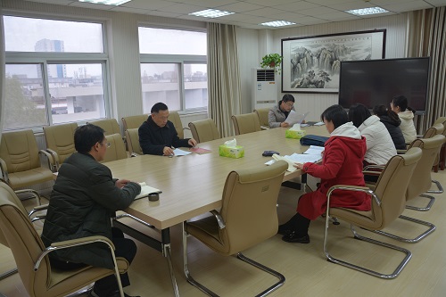 77779193永利各教工党支组织学习《中国共产党支部工作条例（试行）》