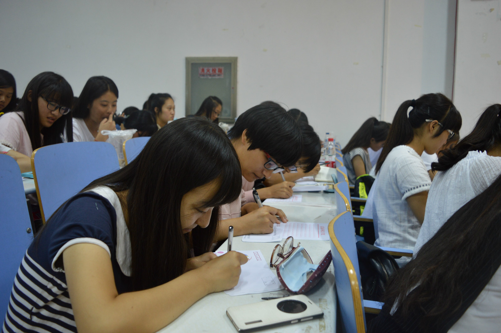 77779193永利成功举办“花晨月夕共团圆”中秋晚会