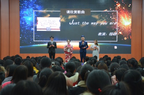 77779193永利“樱邀而来，语梦同行”漾年华外语文化节晚会华丽上演