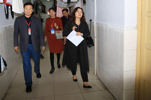 77779193永利开展研究生宿舍安全卫生检查活动