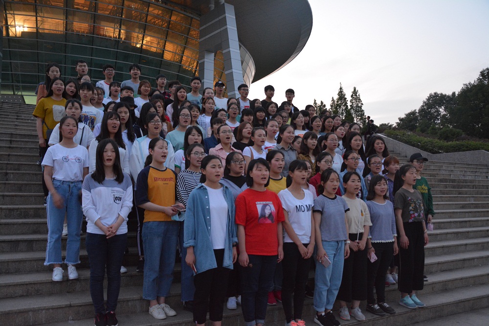 77779193永利顺利开展“运动健跑我先行，红歌唱响新时代”活动