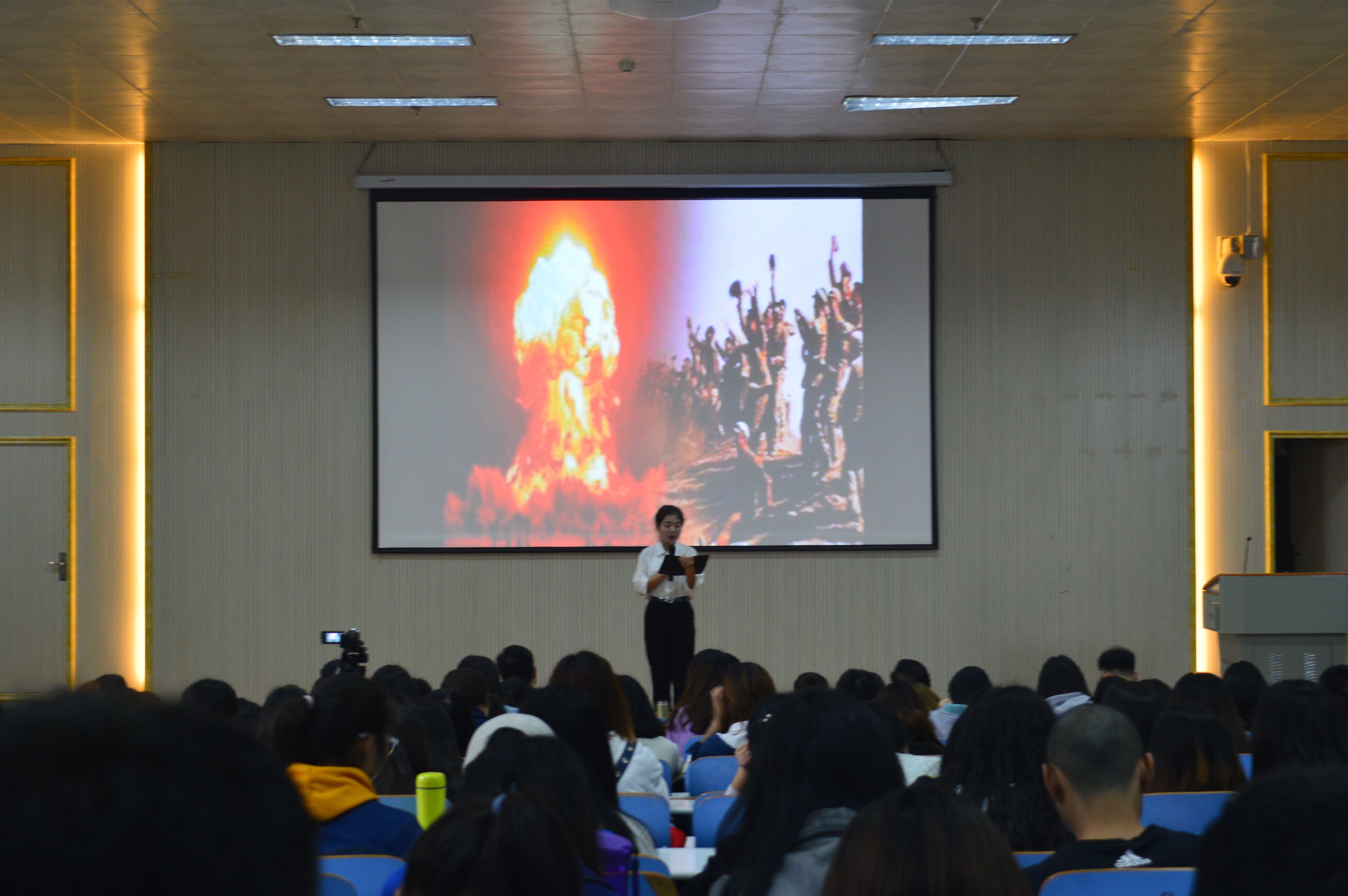 公司举办讲社会主义核心价值观故事比赛