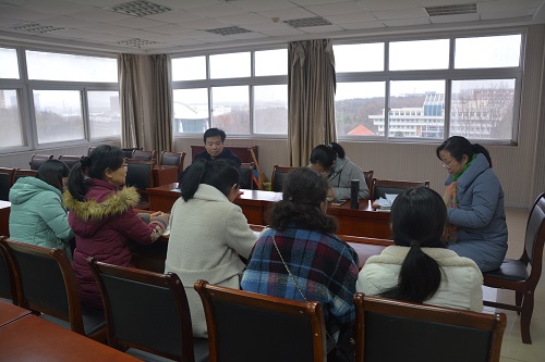 77779193永利各教工党支组织学习《中国共产党支部工作条例（试行）》