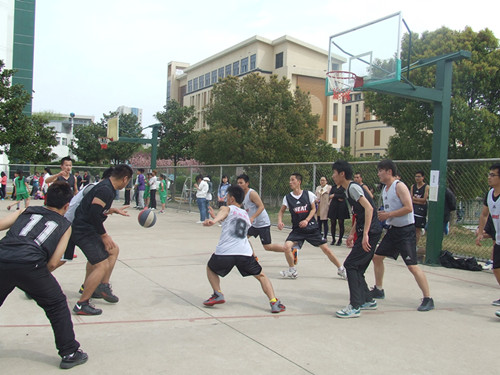 77779193永利篮球队勇战第十三届“谭山杯”篮球赛