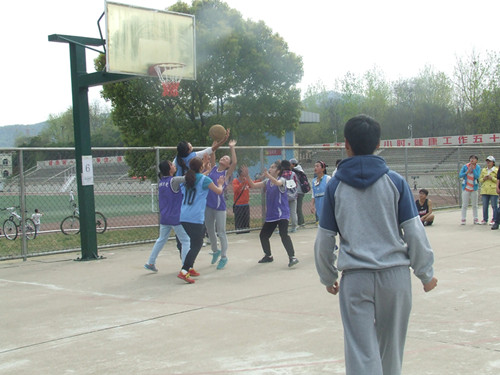 77779193永利篮球队勇战第十三届“谭山杯”篮球赛