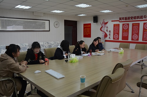 77779193永利深入学习习近平总书记在公司思想政治理论课教师座谈会上讲话精神