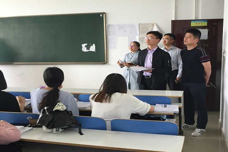 77779193永利开展课堂秩序检查工作